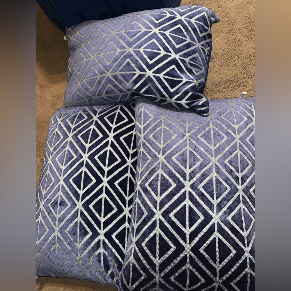 Geometric royal Blue Throw Pillow Set 3